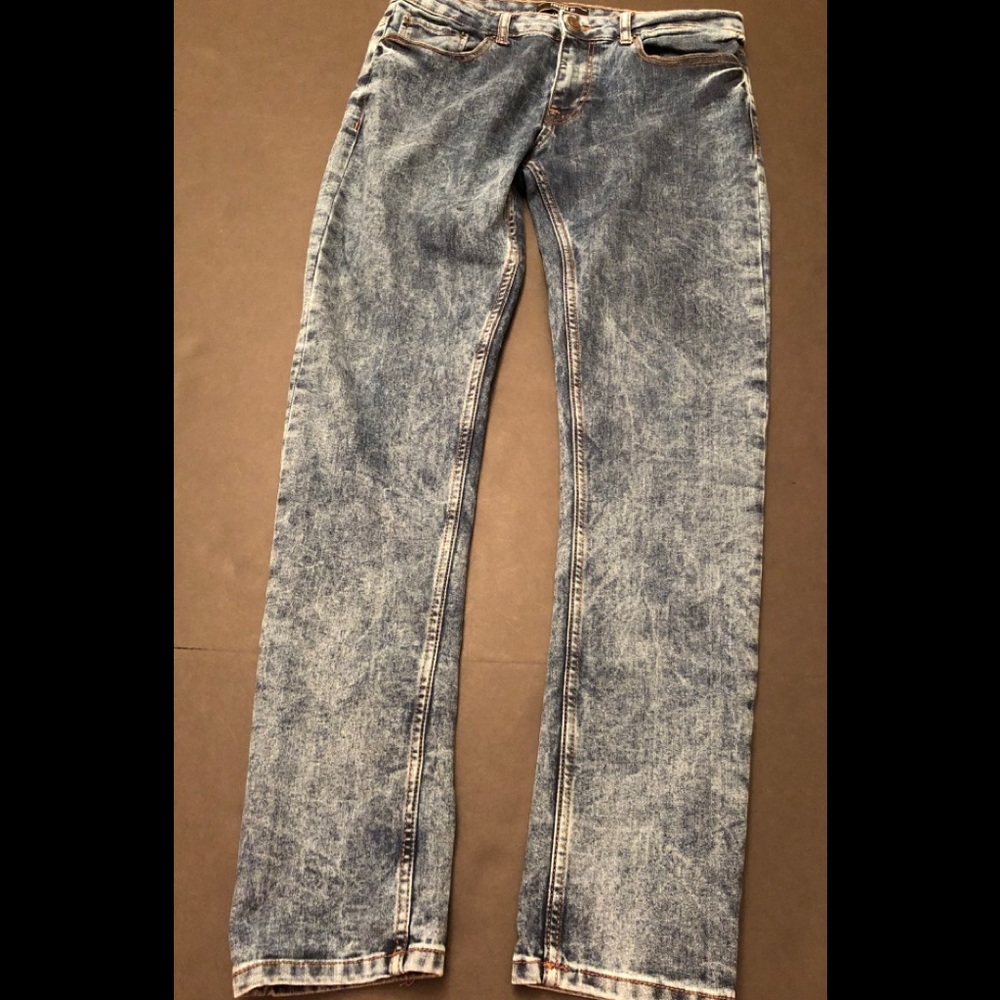 Men’s straight fit jeans